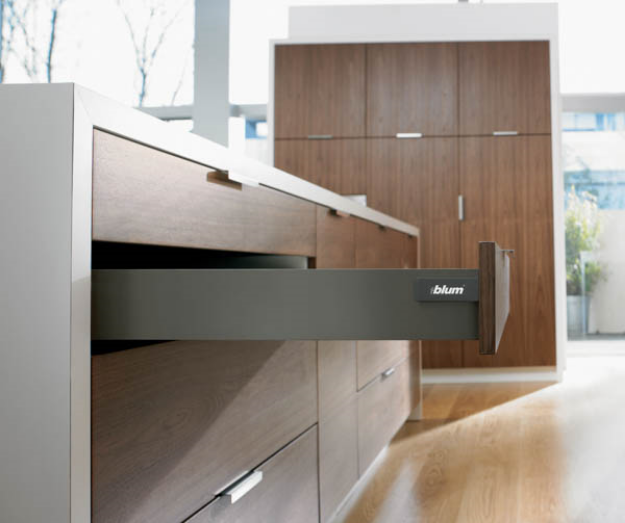 Picture of Blum Tandembox M Height 450mm Orion Grey C/W Screw On Front
Brackets Back Brackets Cover Caps